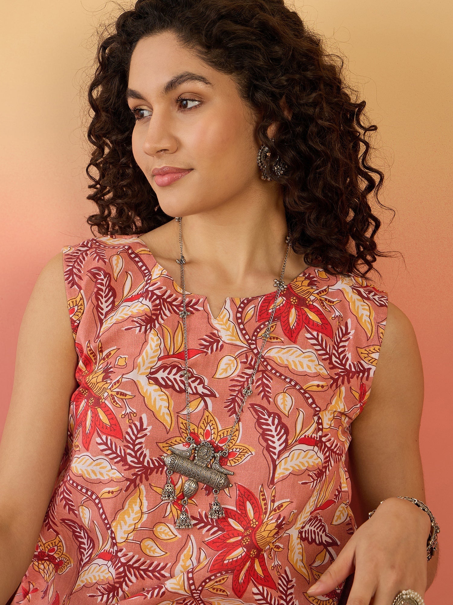 InWeave Coral Jaal Floral Print W/S Top - Distacart