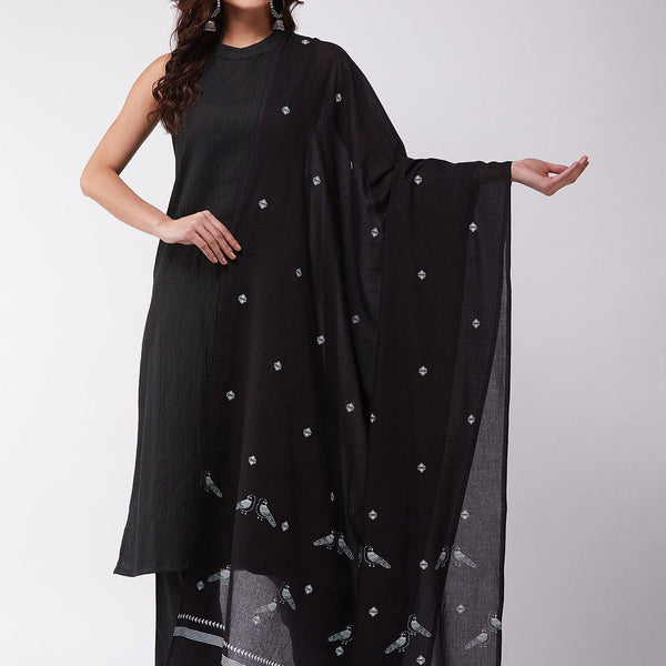 InWeave Black Bird Print Cotton Dupattas - Distacart