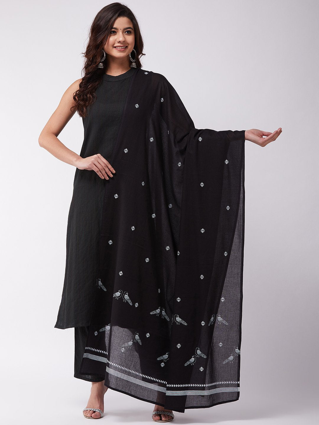 InWeave Black Bird Print Cotton Dupattas - Distacart