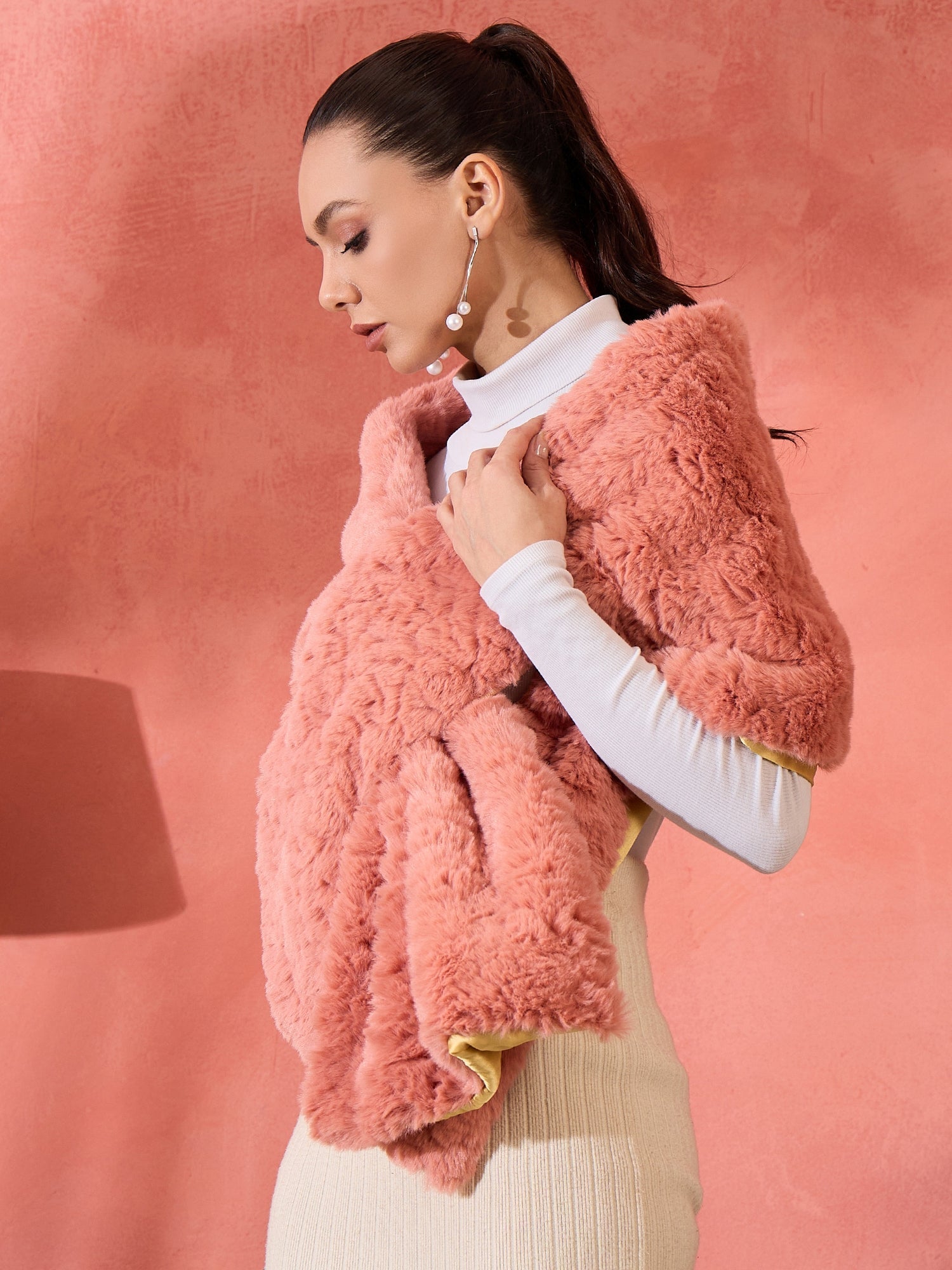 InWeave Coral Rabbit Faux Fur Cape - Distacart