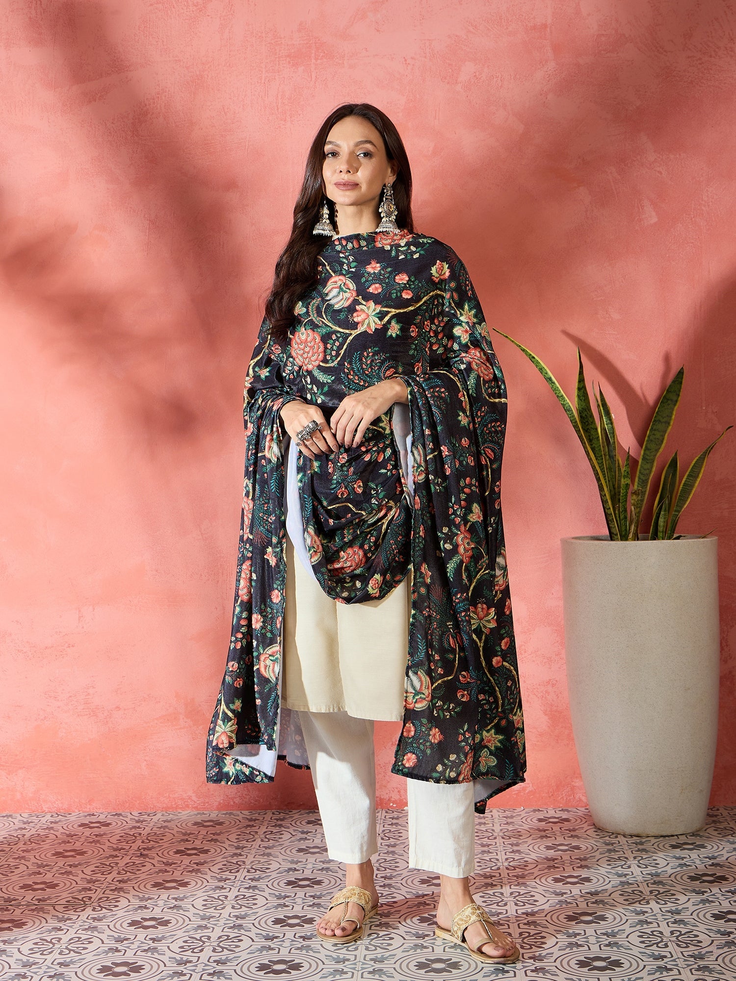 InWeave Black Printed Velvet Shawl - Distacart