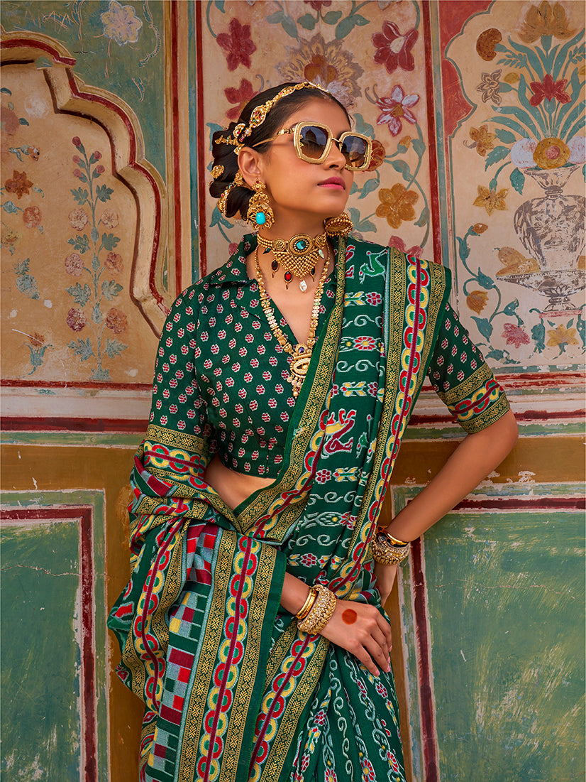 Monjolika Fashion Silk Patola Print Trendy Saree in Dark Green