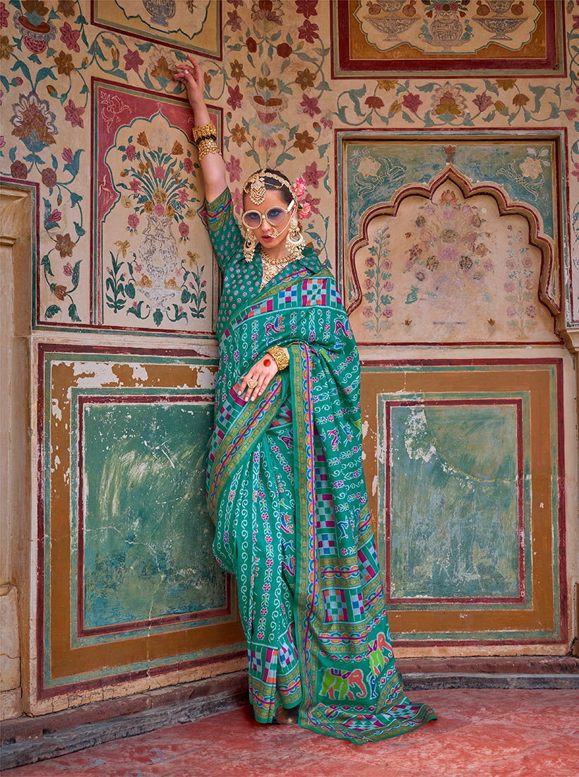 Monjolika Fashion Silk Patola Print Trendy Saree in Teal