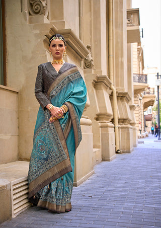 Monjolika Fashion Foil Print Turquoise Viscose Silk Classic Saree