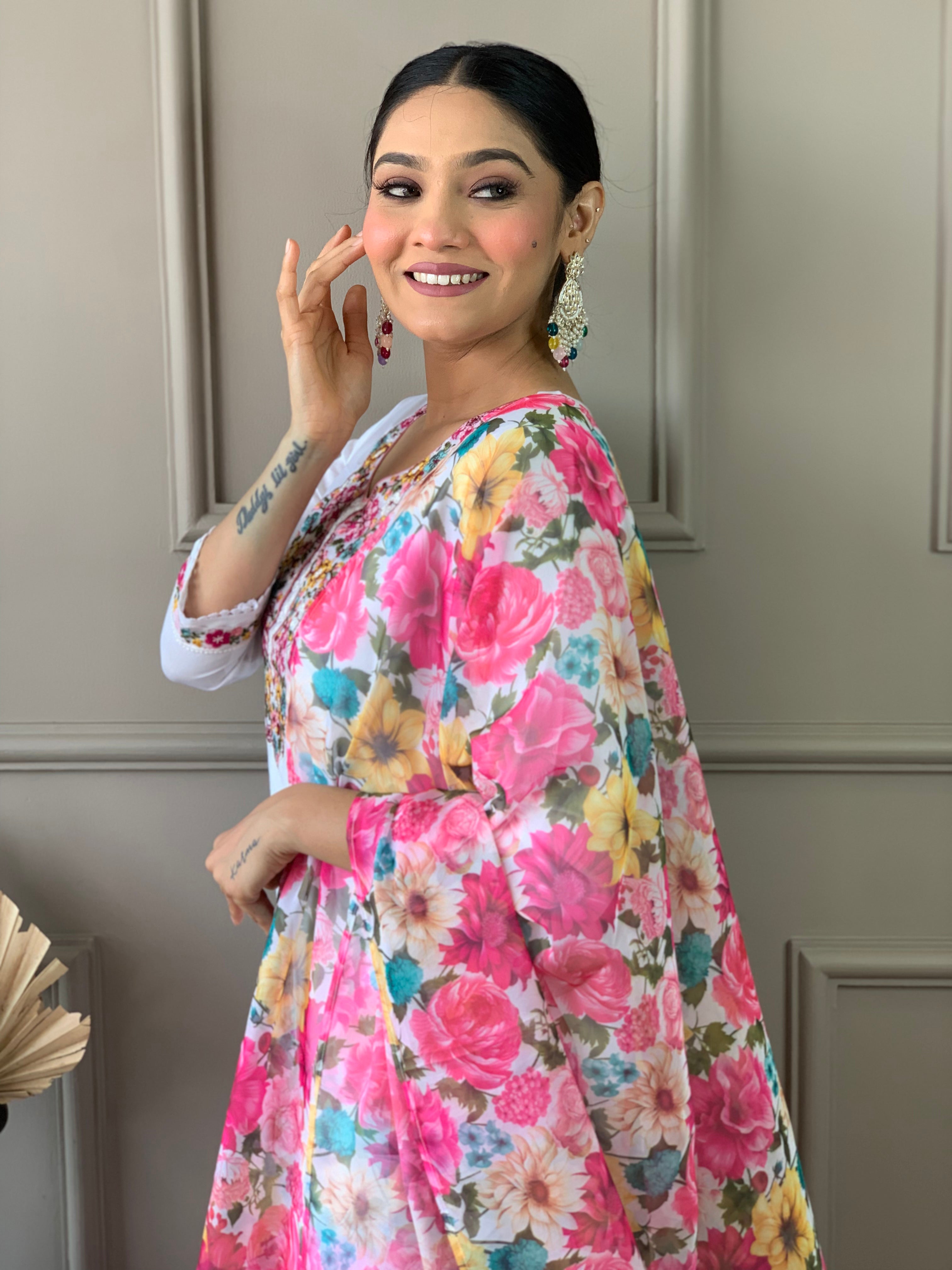 The52 White Woven Embroidered Chanderi Fabric Straight Kurta, Pant and Dupatta Set