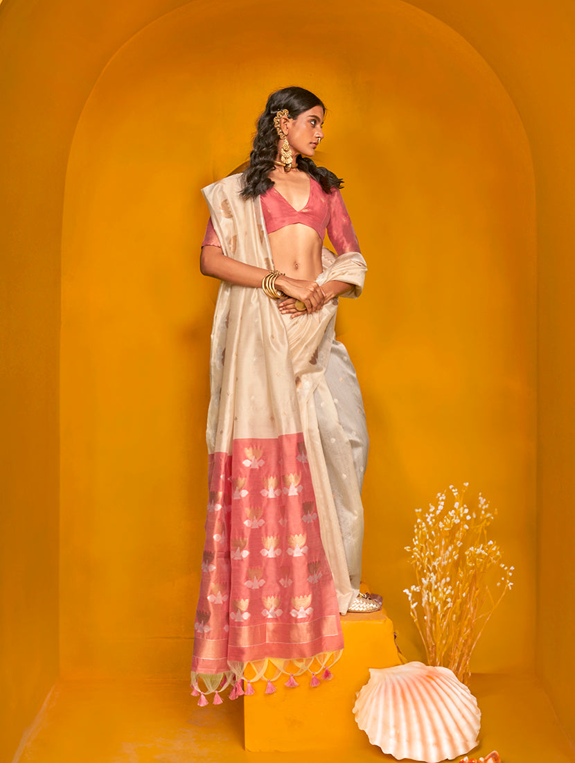 Monjolika Fashion Cream Handloom Silk Weaving Zari Designer Saree