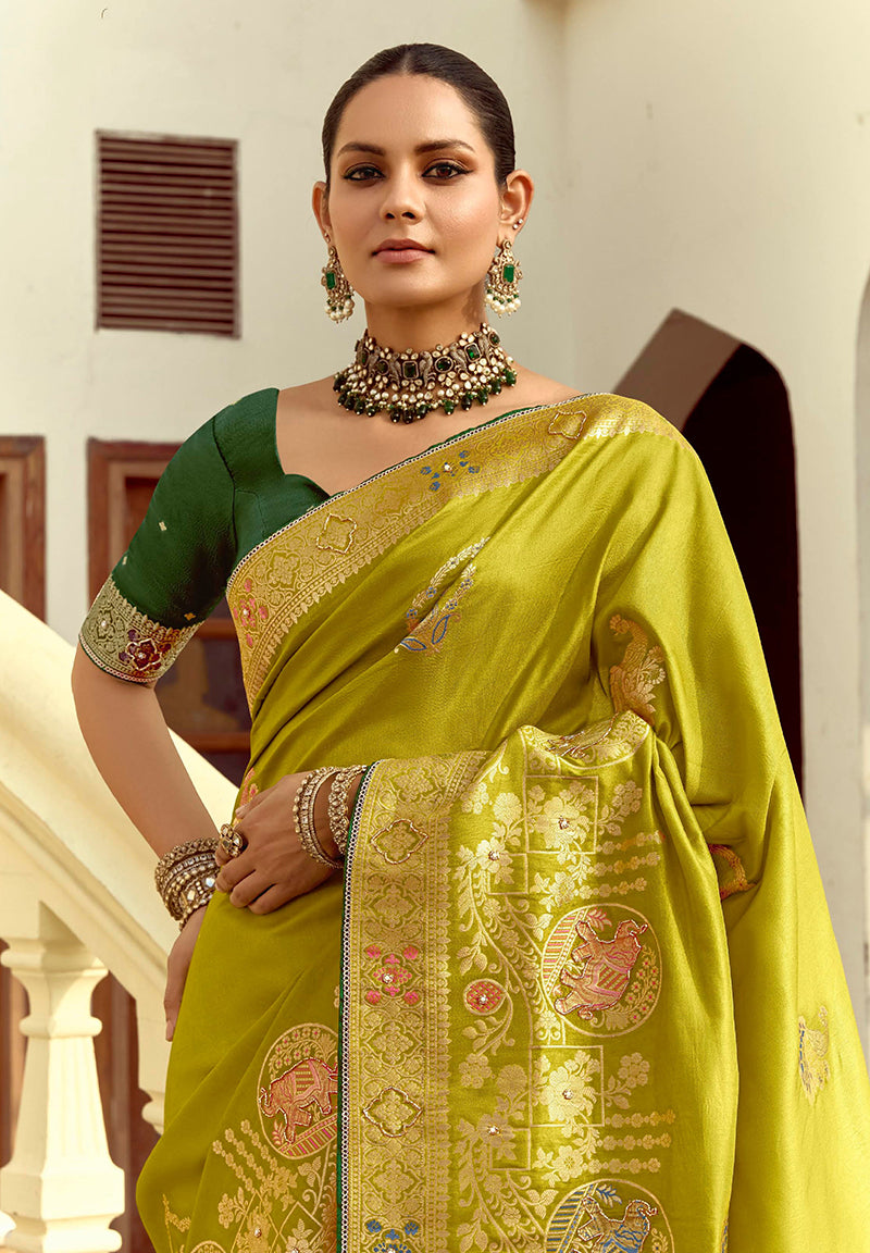 Monjolika Fashion Silk Blend Weaving Pear Traditional Saree - Distacart