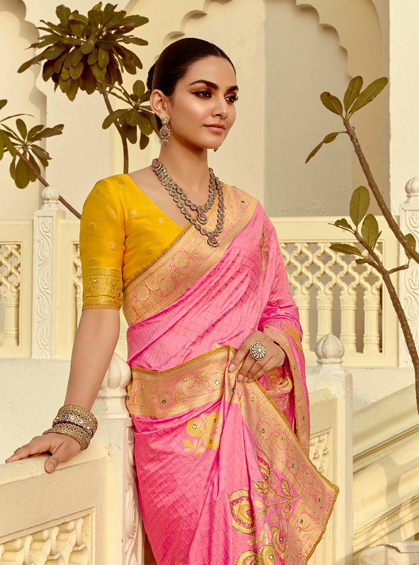 Monjolika Fashion Silk Blend Weaving Pink Traditional Saree - Distacart