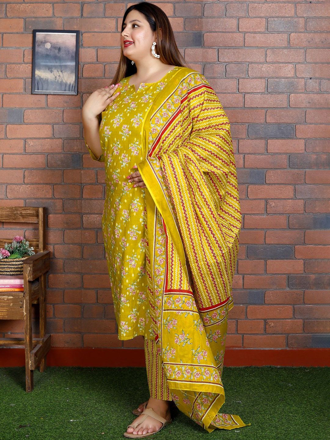 Swasti Women Printed Regular Sequinned Pure Cotton Kurta with Trousers & With Dupatta