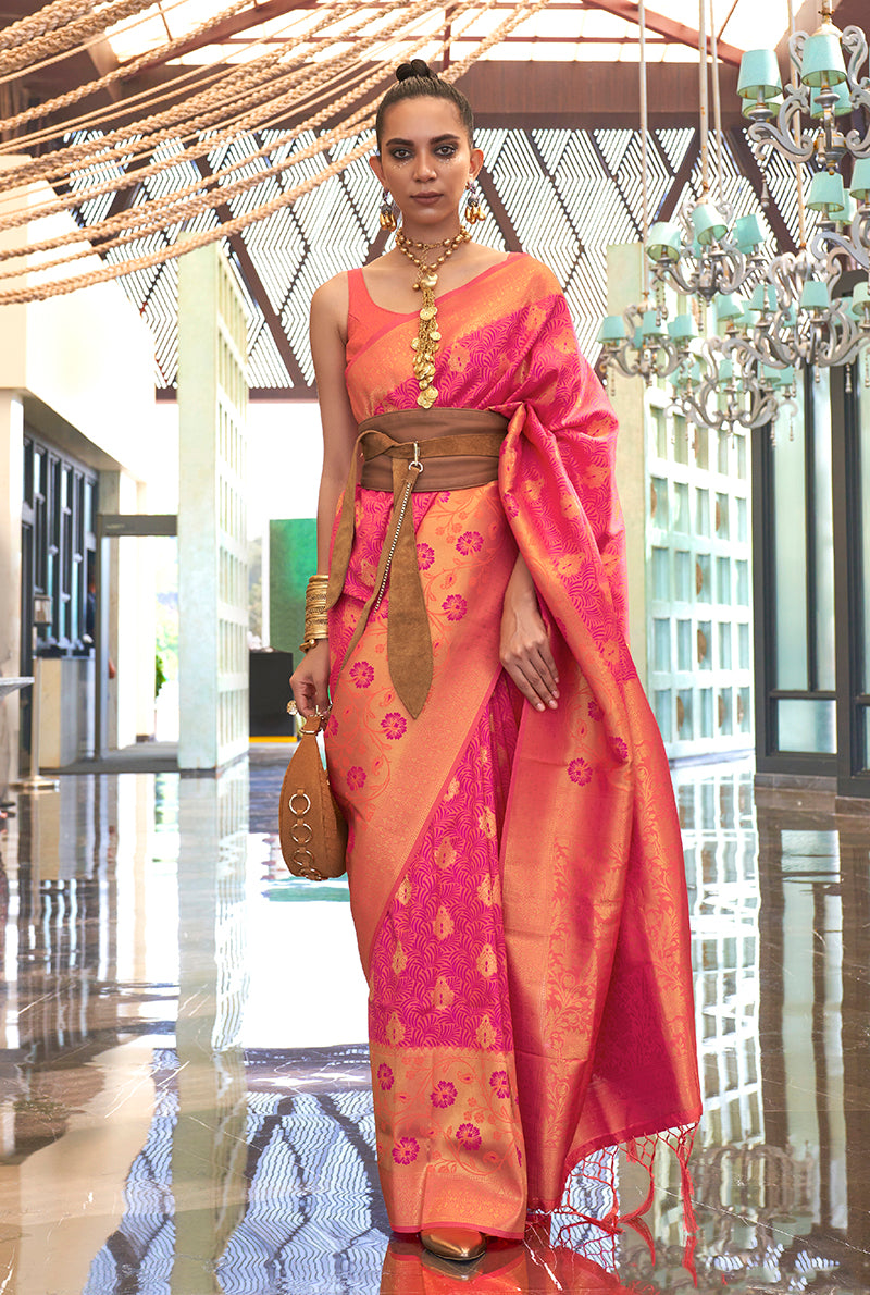 Monjolika Fashion Weaving Handloom Silk Blend Trendy Saree In Peach And Pink