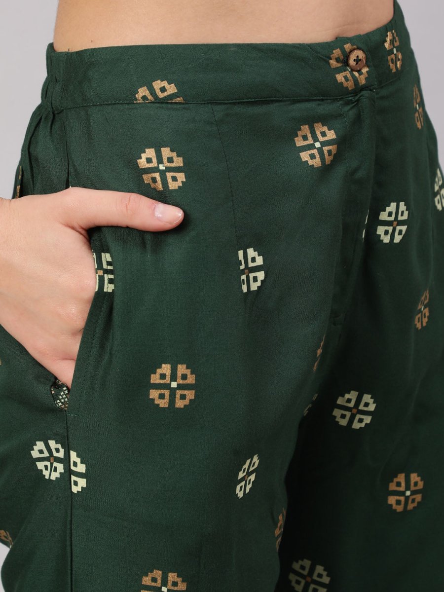 Aks Ethnic Motifs Printed Regular Kurta with Trousers - Distacart