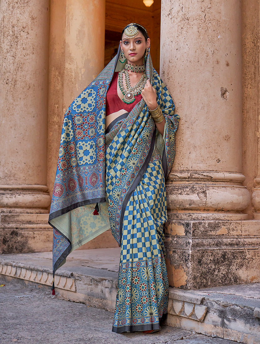 Monjolika Fashion Paisley Print Blue Silk Blend Trendy Saree - Distacart