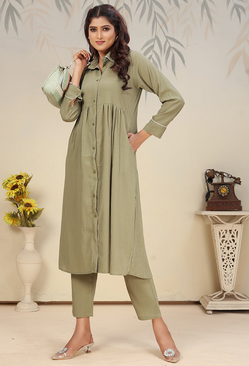 Monjolika Fashion Pista Green Cotton Solid Festival Casual Kurti