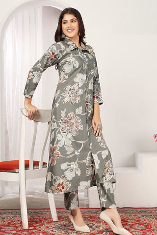 Monjolika Fashion Grey Rayon Floral Print Casual Kurti