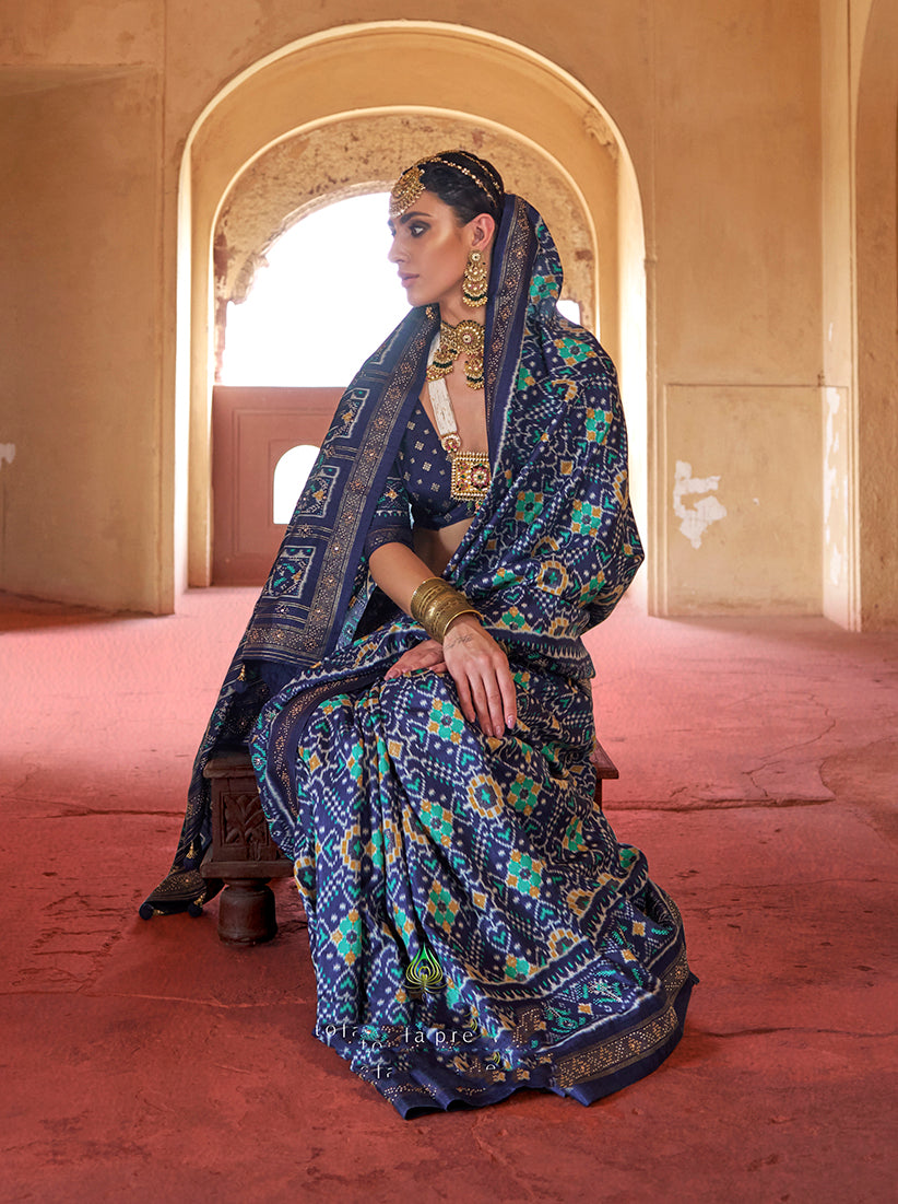 Monjolika Fashion Navy Blue Silk Patola Design Saree for Festival