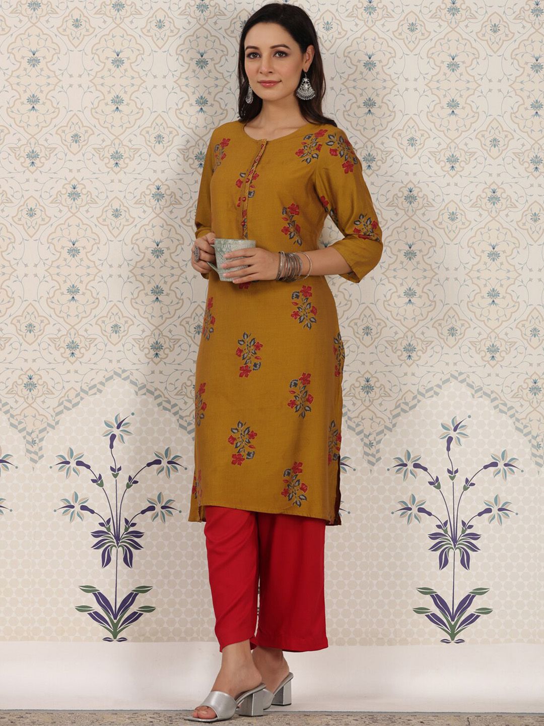 Ode by House of Pataudi Floral Printed Zari Detailed Straight Kurta - Distacart