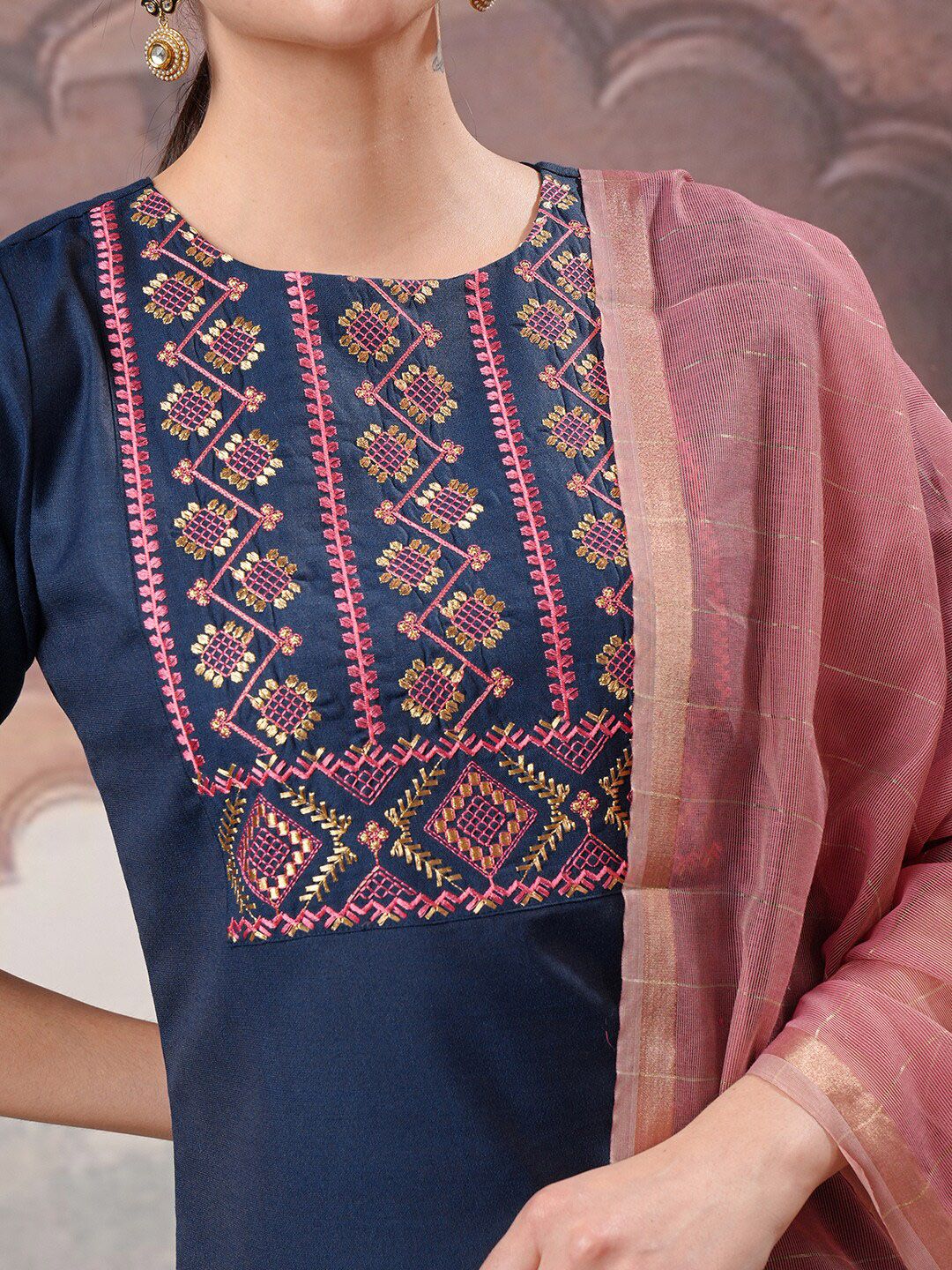 Vishudh Embroidered Regular Thread Work Kurta with Palazzos & With Dupatta - Distacart
