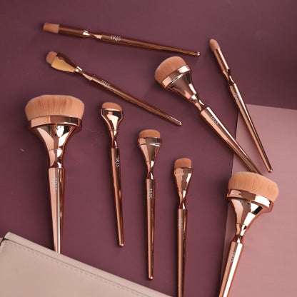 IRIS COSMETICS Luminous Complete Brush Set - Distacart