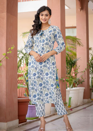 Kaajh Women's White Blue Floral Print Kurta Pant Set - Distacart