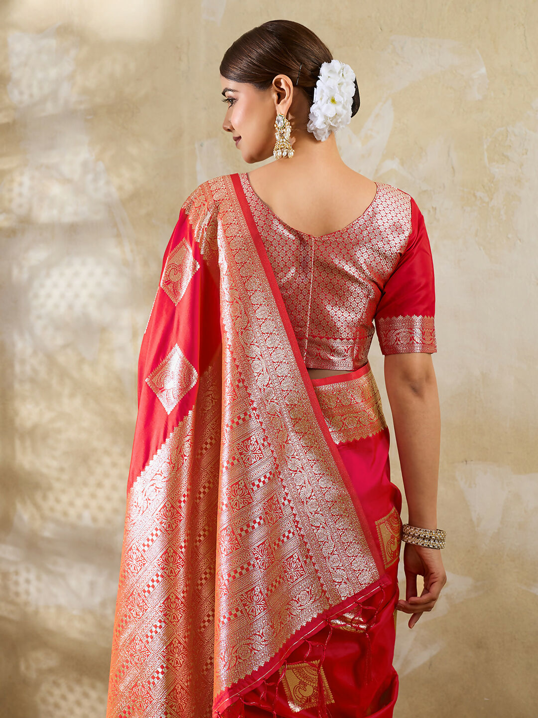 Shree Shyam Fashion Red Silk Blend Saree - Distacart