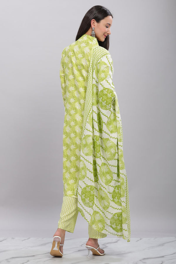 BulBul Firdous Rayon Green Kurta Set with Dupatta