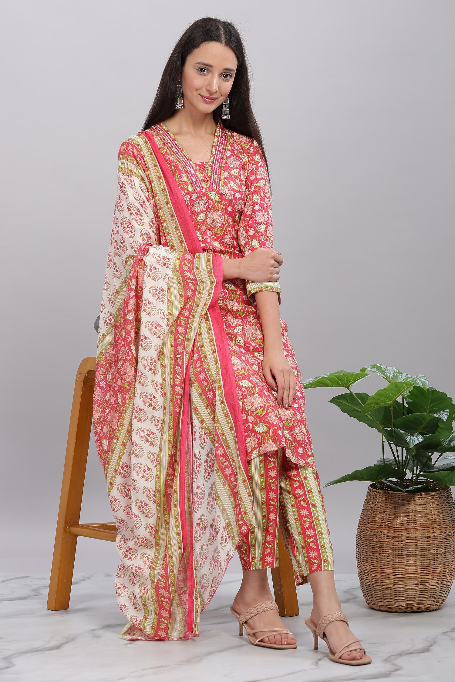 BulBul Firdous Rayon Red Kurta Set with Dupatta