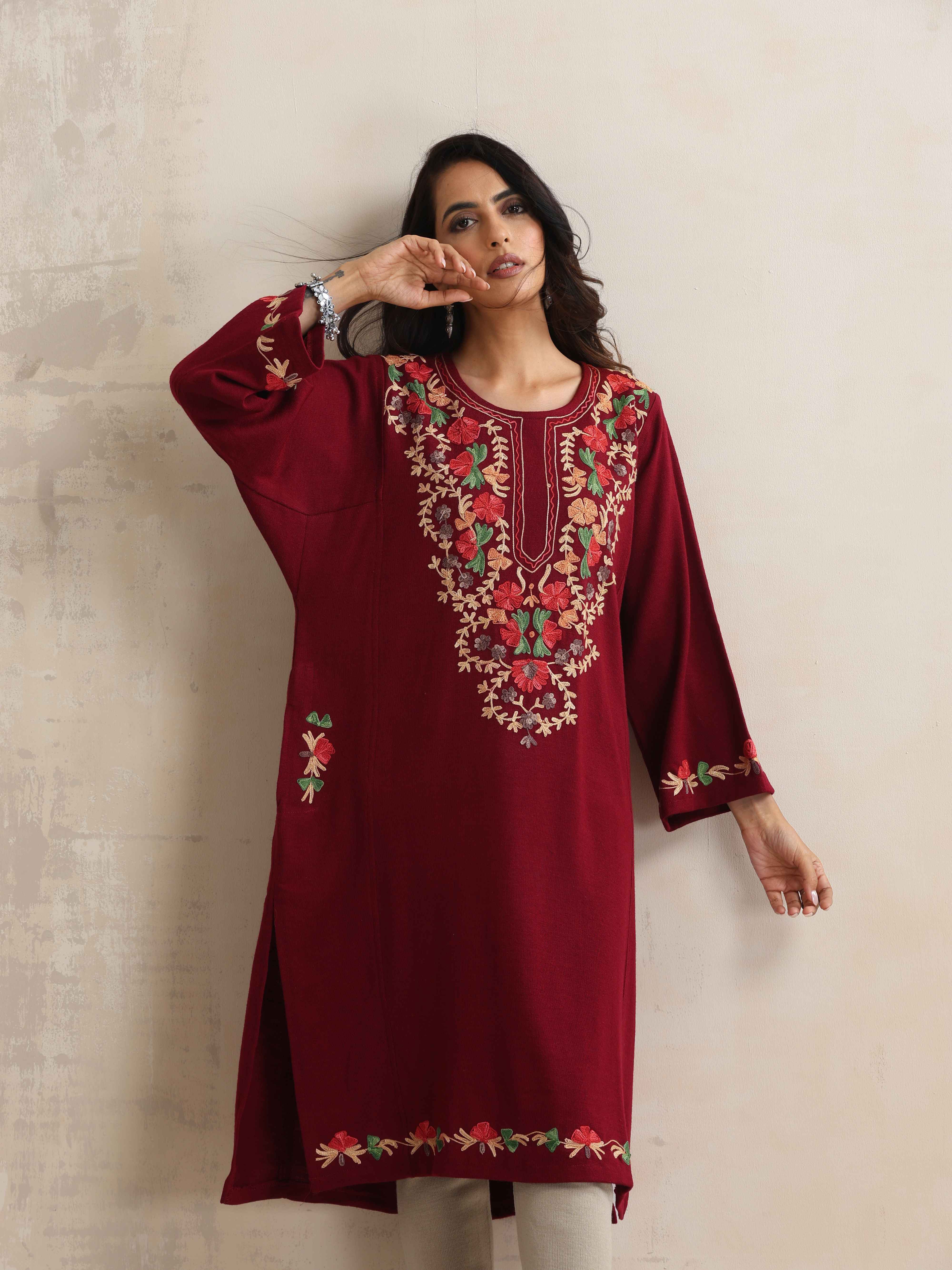 trueBrowns Maroon Kashmiri Embroidered Woollen Phiran Kurta - Distacart