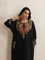 Thumbnail for trueBrowns Black Kashmiri Floral Embroidered Woollen Phiran Kurta - Distacart