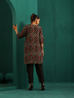 Thumbnail for trueBrowns Black Ikat Muslin Silk Printed High Low Co-ord Set - Distacart