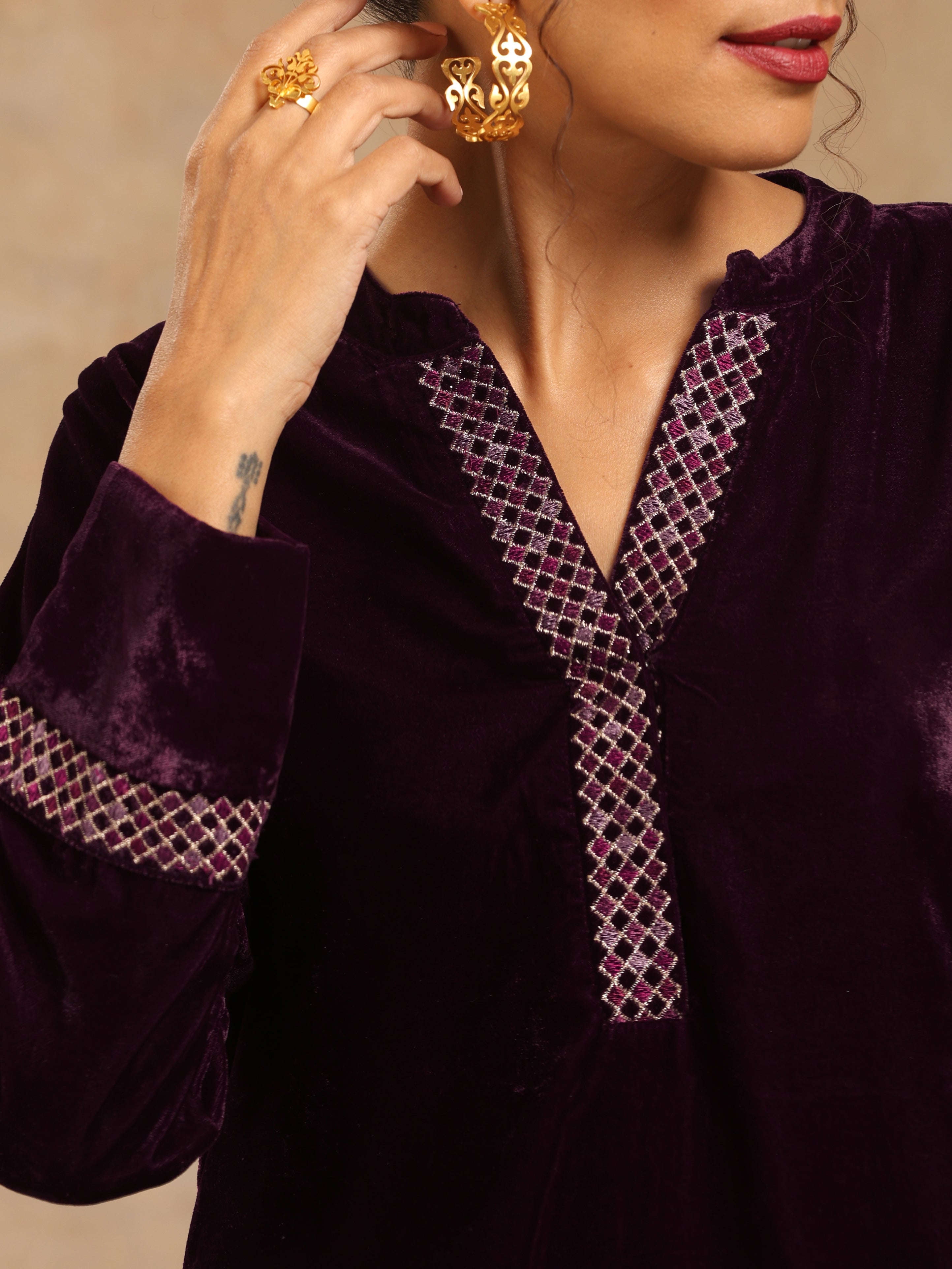 trueBrowns Wine Velvet Placket Embroidered Co-ord Set - Distacart