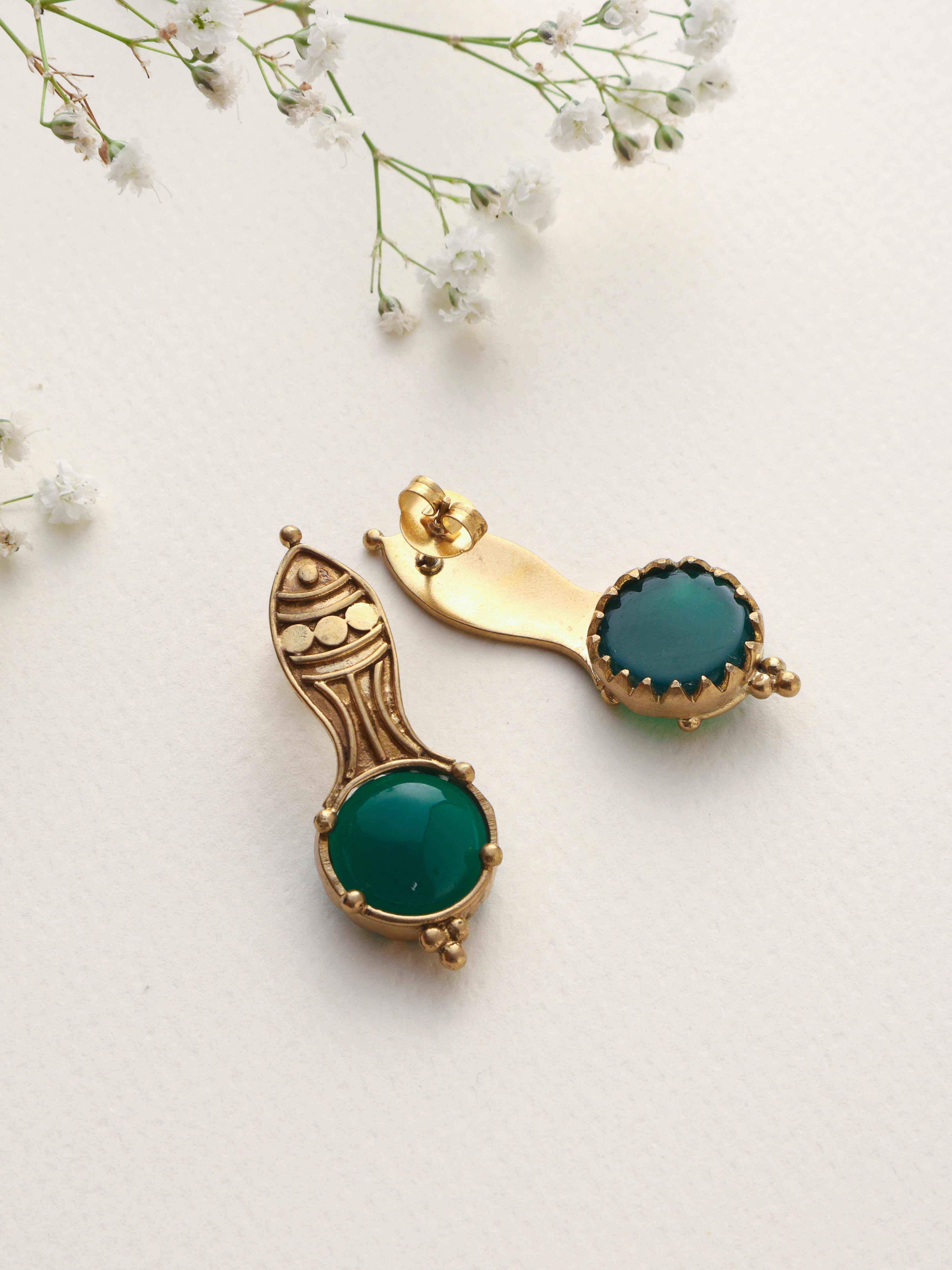 trueBrowns Brass Green Stone Abstarct Earrings - Distacart