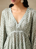 Thumbnail for trueBrowns Light Green Bandhani Printed Silk V-Neck Co-Ord Set - Distacart