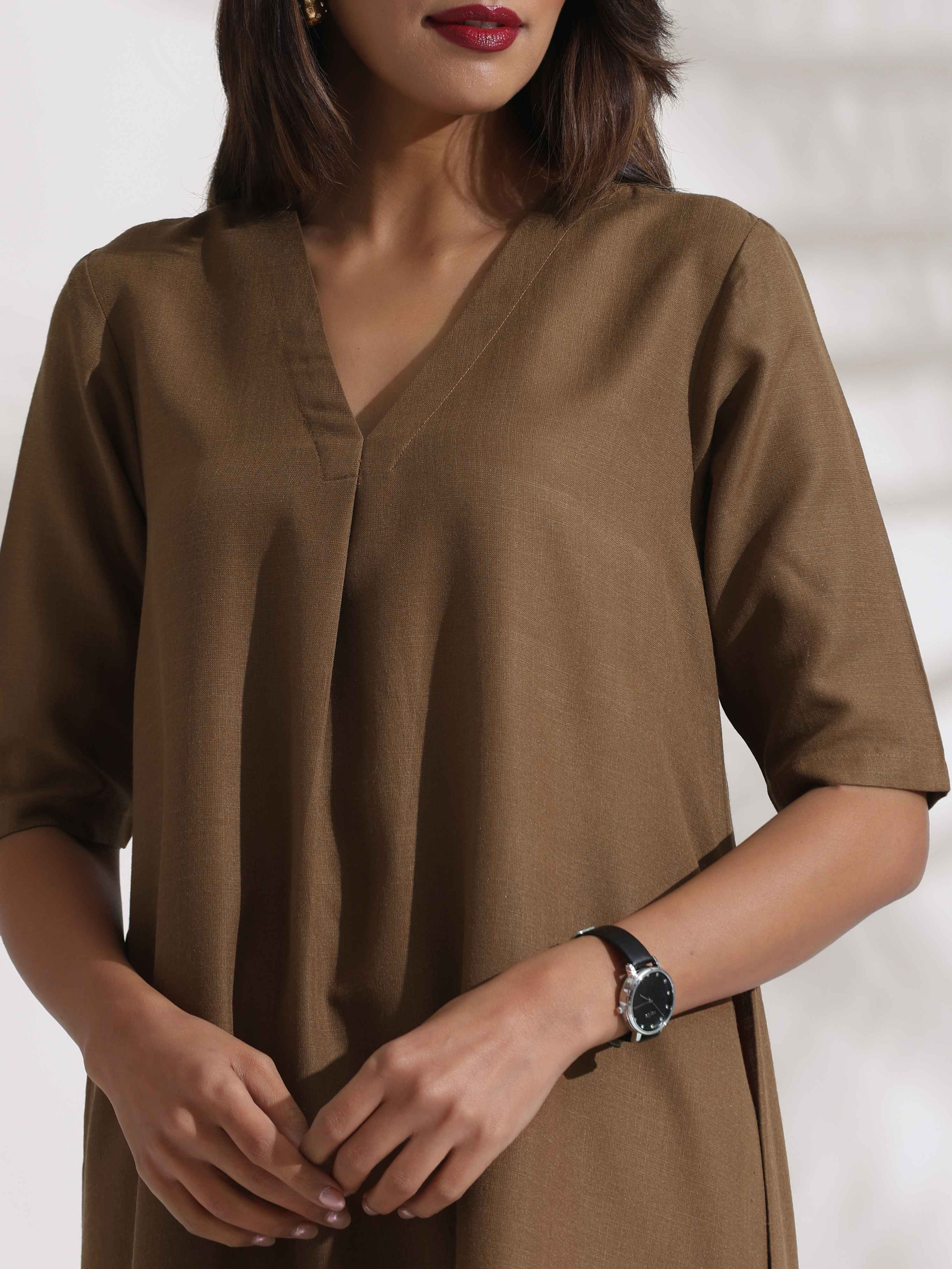trueBrowns Brown Slub Highslit Kurta Set