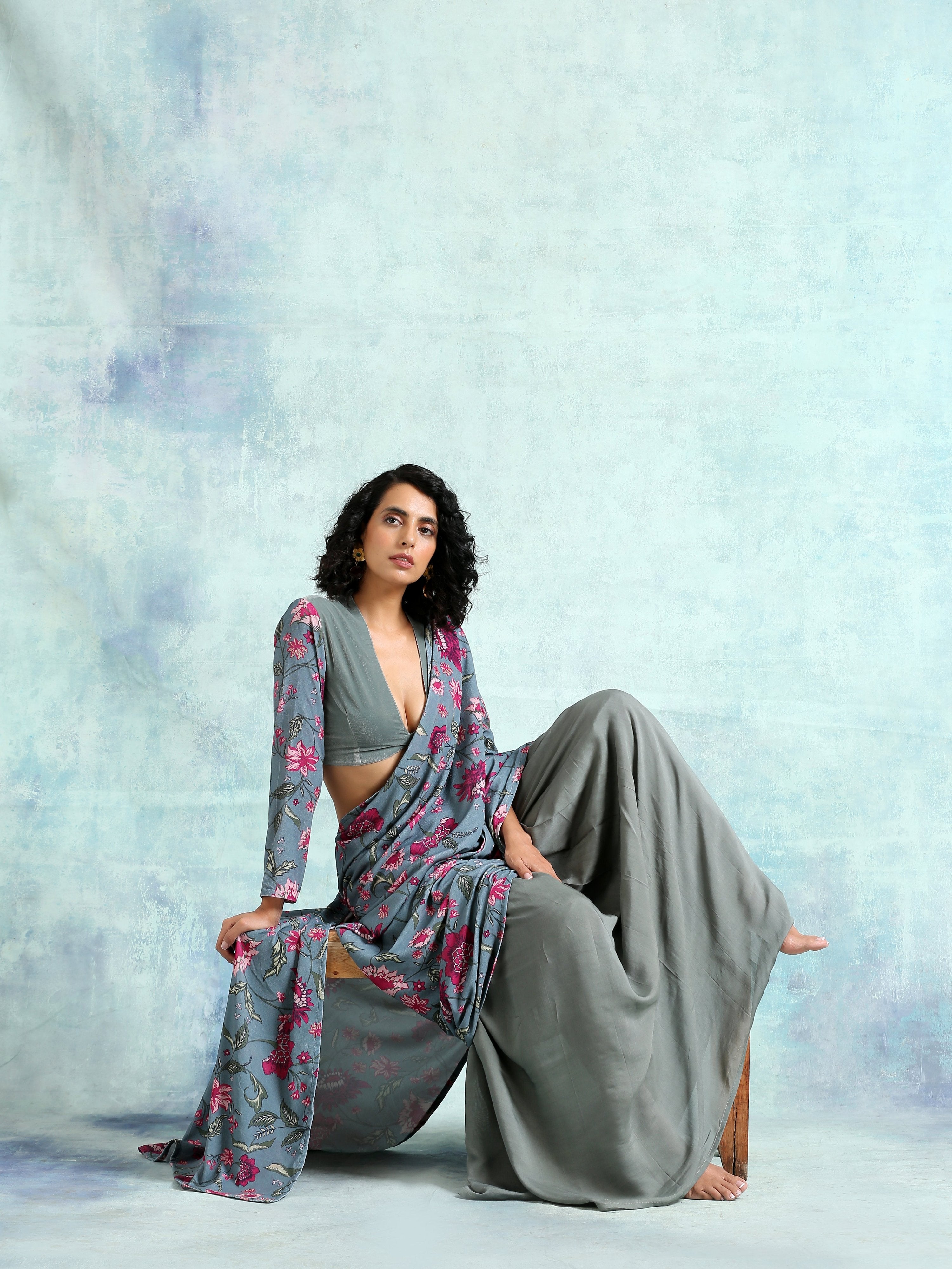 trueBrowns Grey Printed Velvet Ready to Wear Saree - Distacart