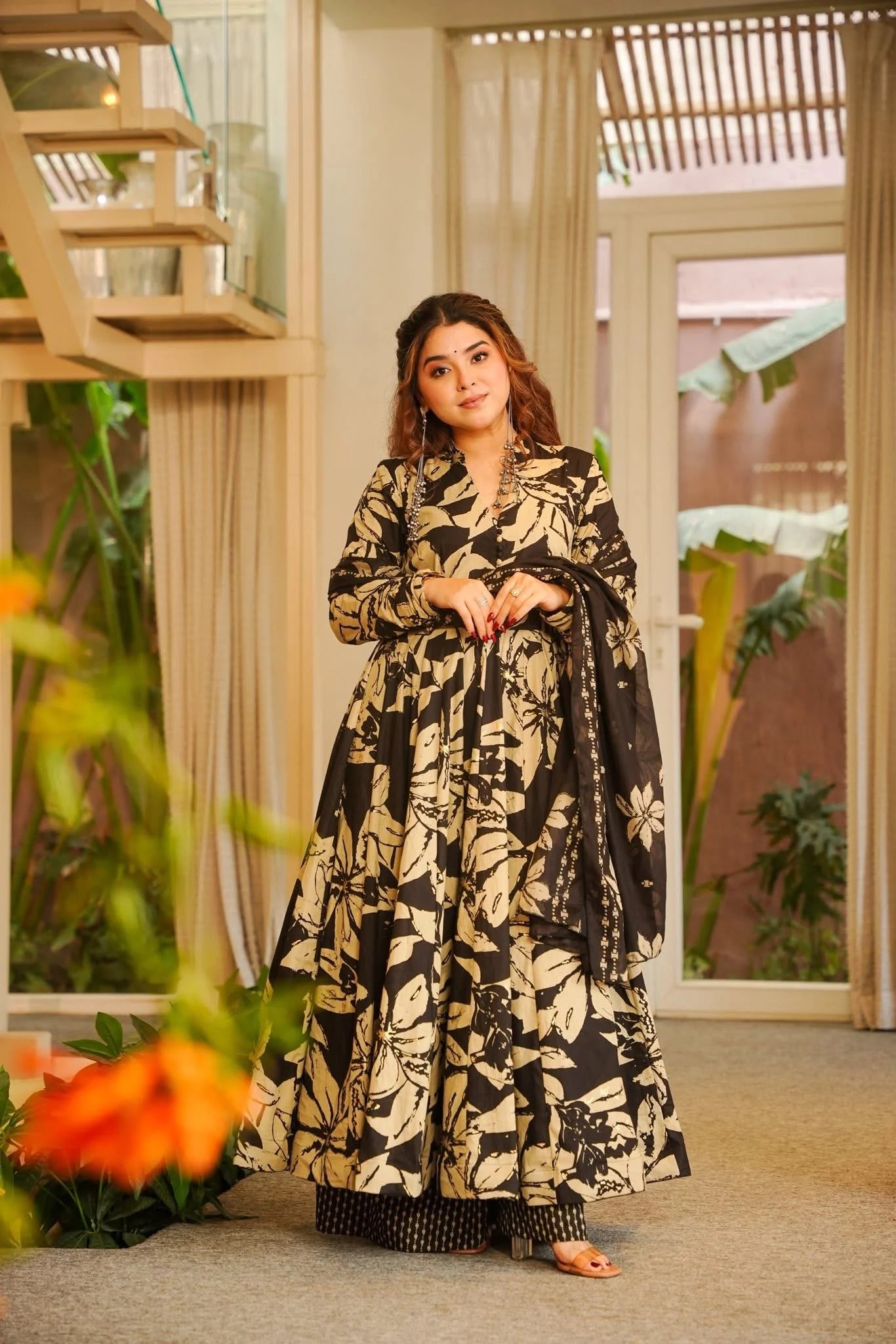 Yash Enterprise Black Muslin Cotton Silk Party Wear Embroidery Suit Set - Distacart