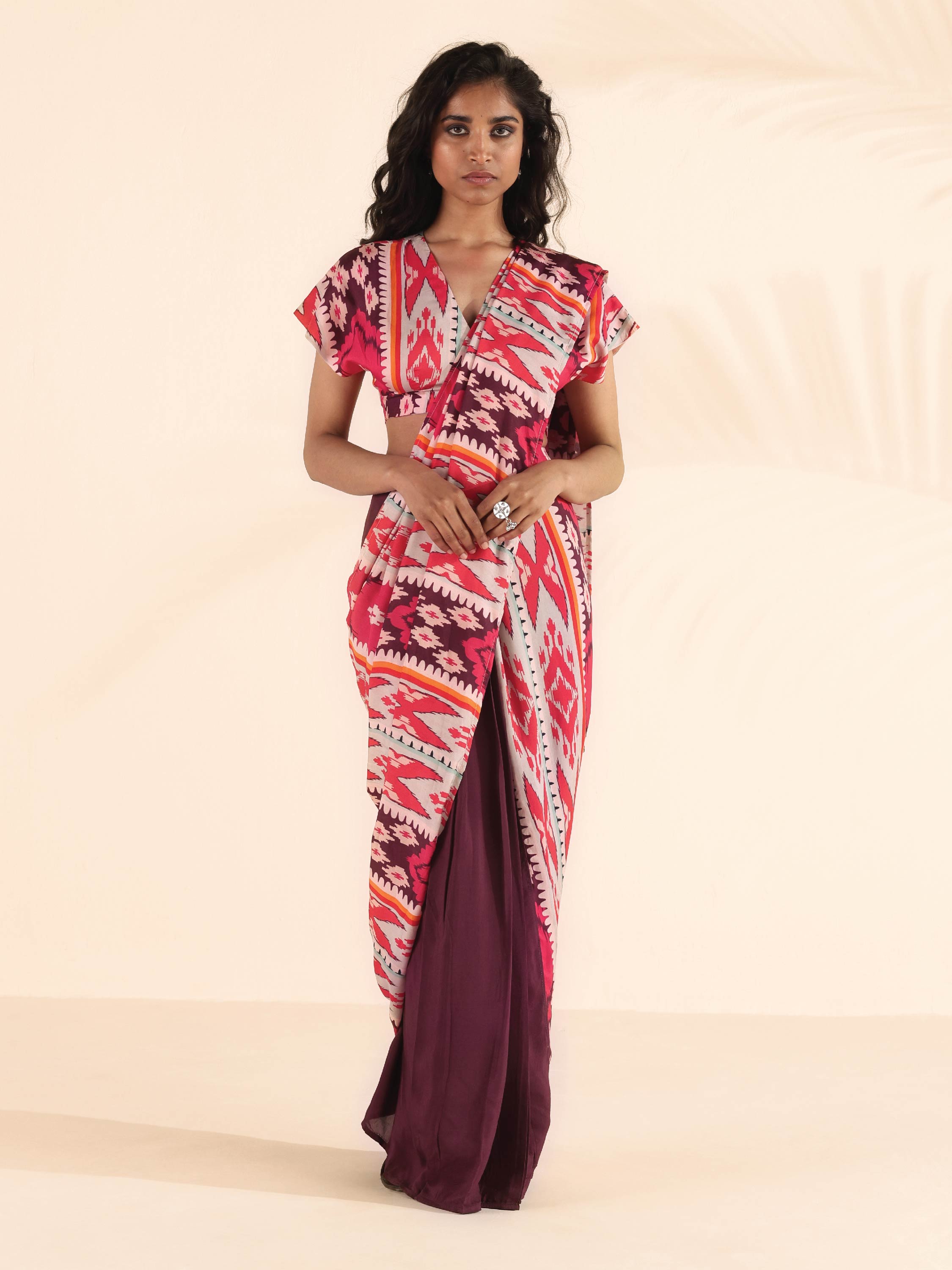 trueBrowns Maroon Muslin Ikat Ready to Wear Saree - Distacart