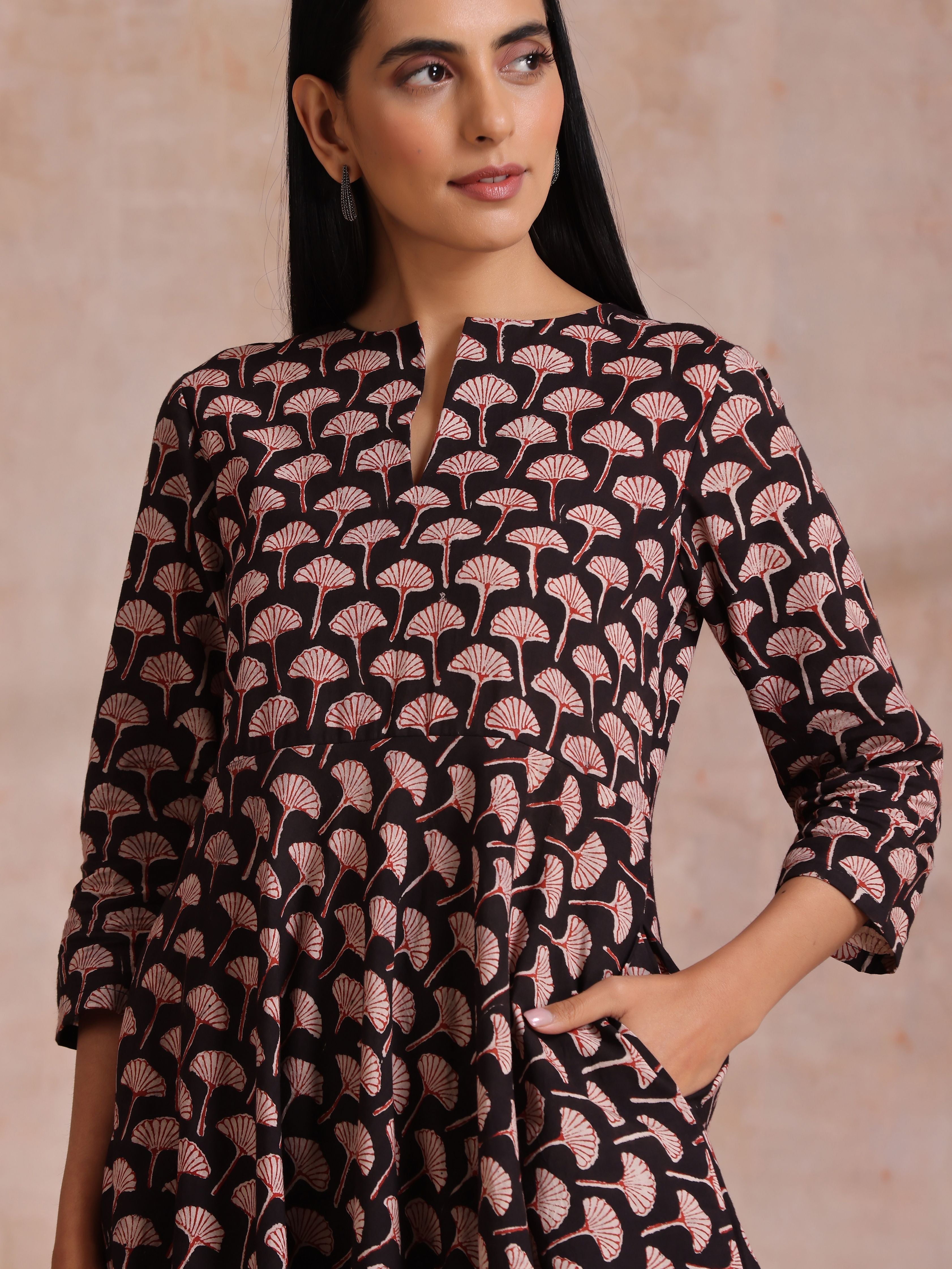 trueBrowns Black Floral Bagru Print Cotton Flared Kurta Pant Set - Distacart