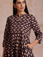 Thumbnail for trueBrowns Black Floral Bagru Print Cotton Flared Kurta Pant Set - Distacart