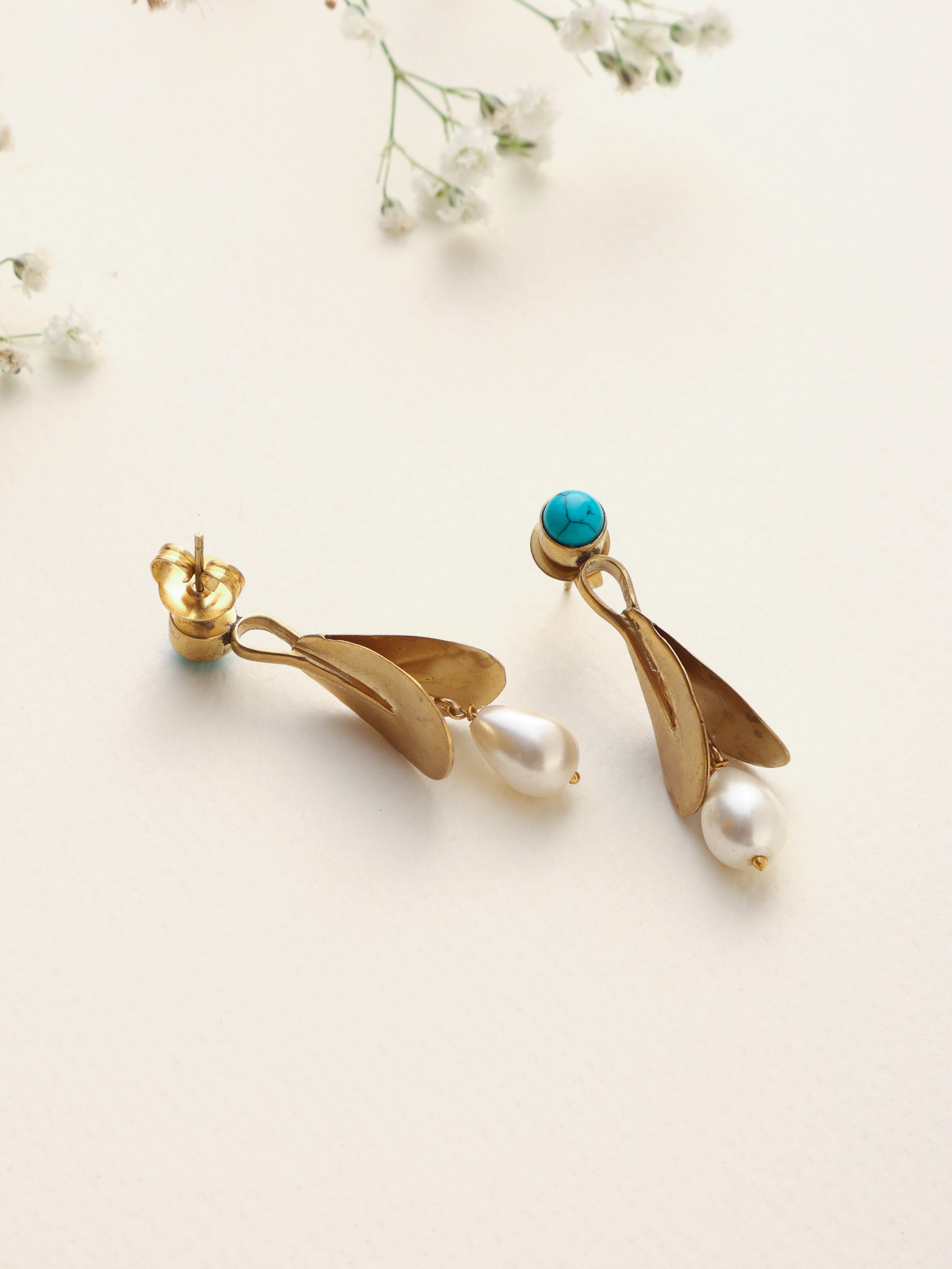 trueBrowns Brass Pearl Drop Earrings - Distacart