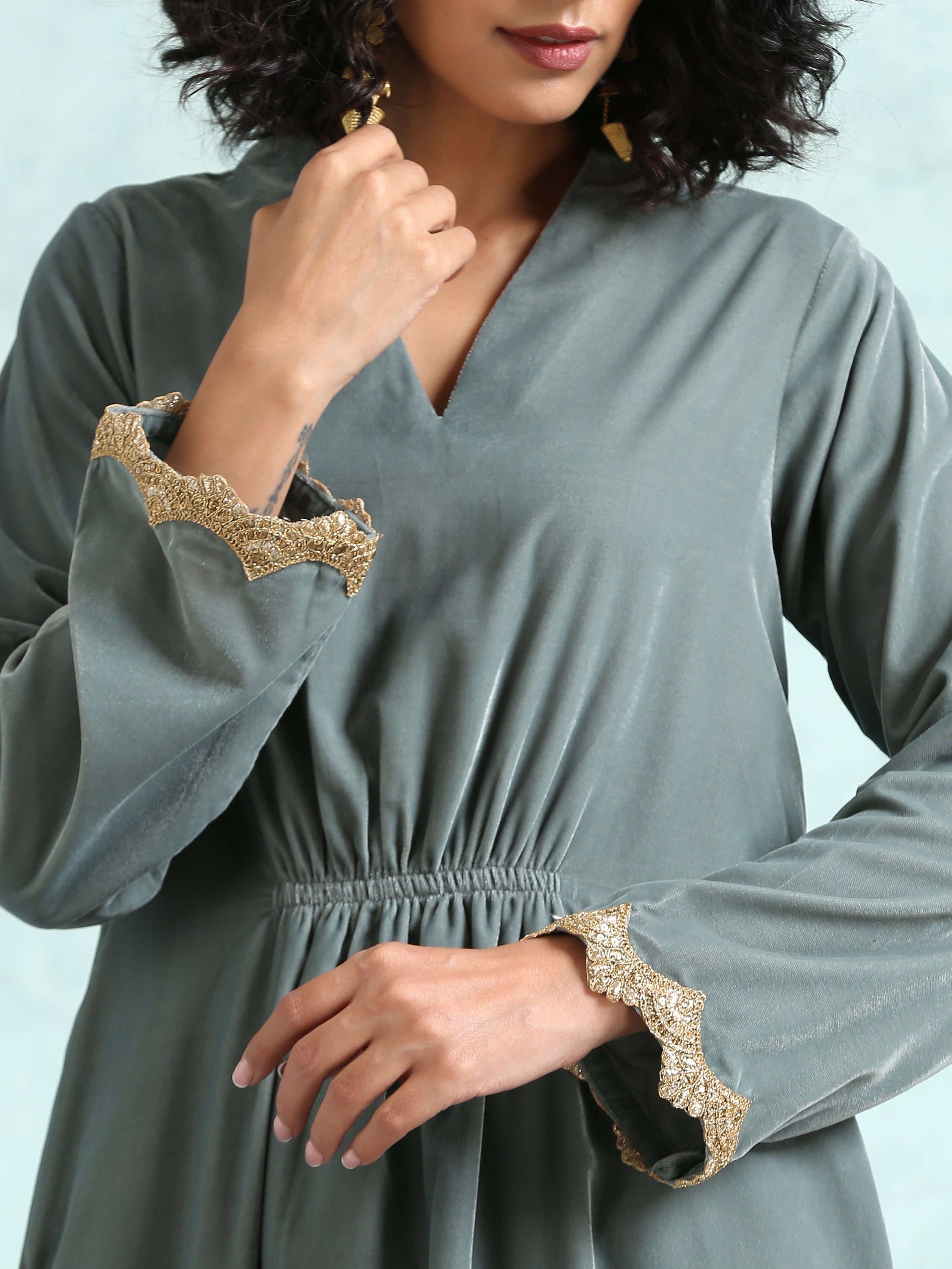 trueBrowns Grey Velvet Lace Kurta Pant Set - Distacart