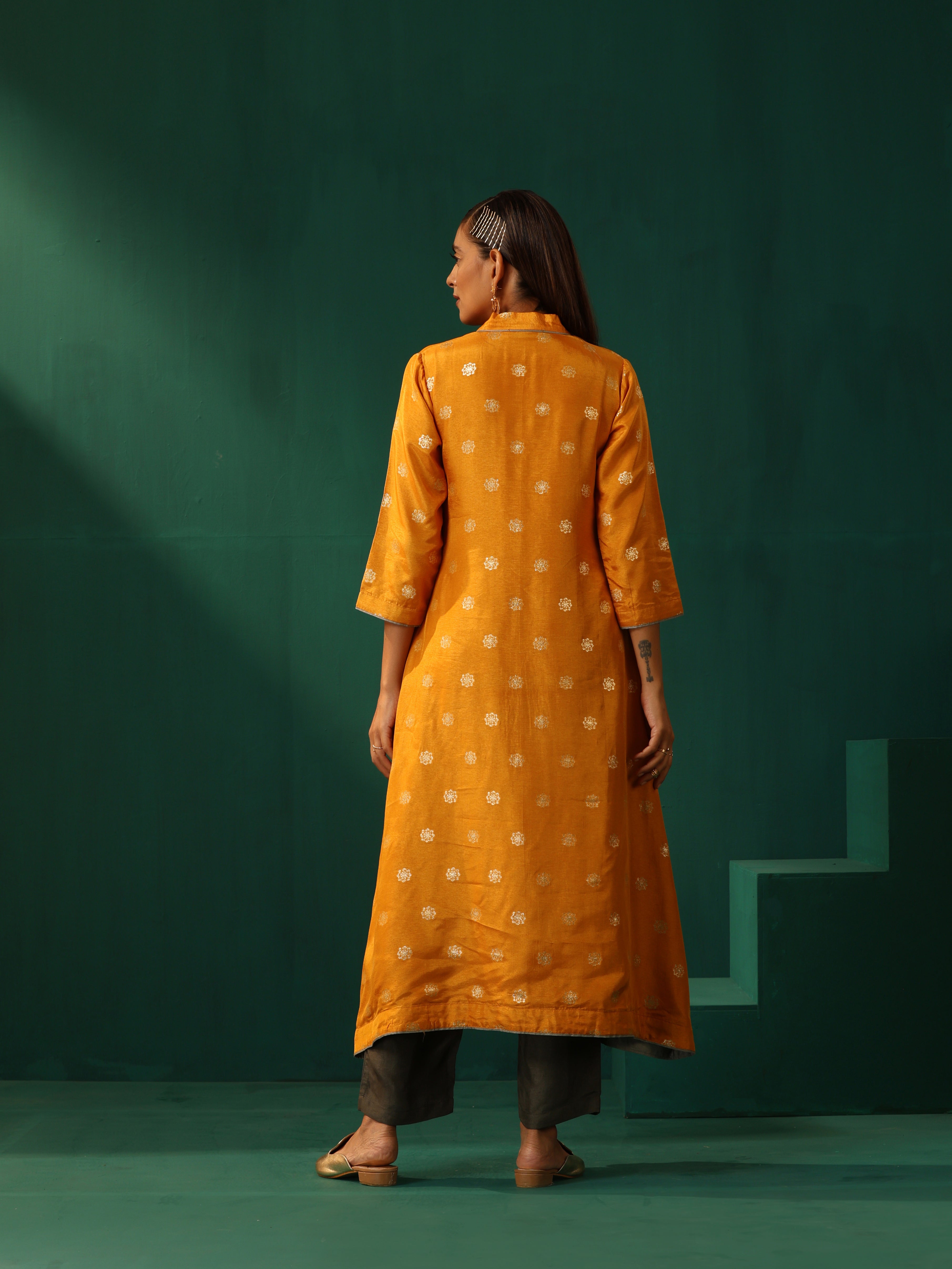 trueBrowns Mustard Geometric Floral Viscose Silk Front Gathered Kurta Pant Set - Distacart