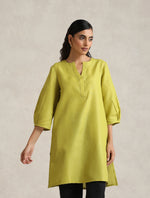 Thumbnail for trueBrowns Green Cotton Blend Short Kurta