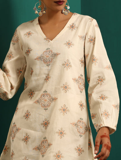 trueBrowns Ivory Peach Cotton V-Neck Co-Ord Set - Distacart