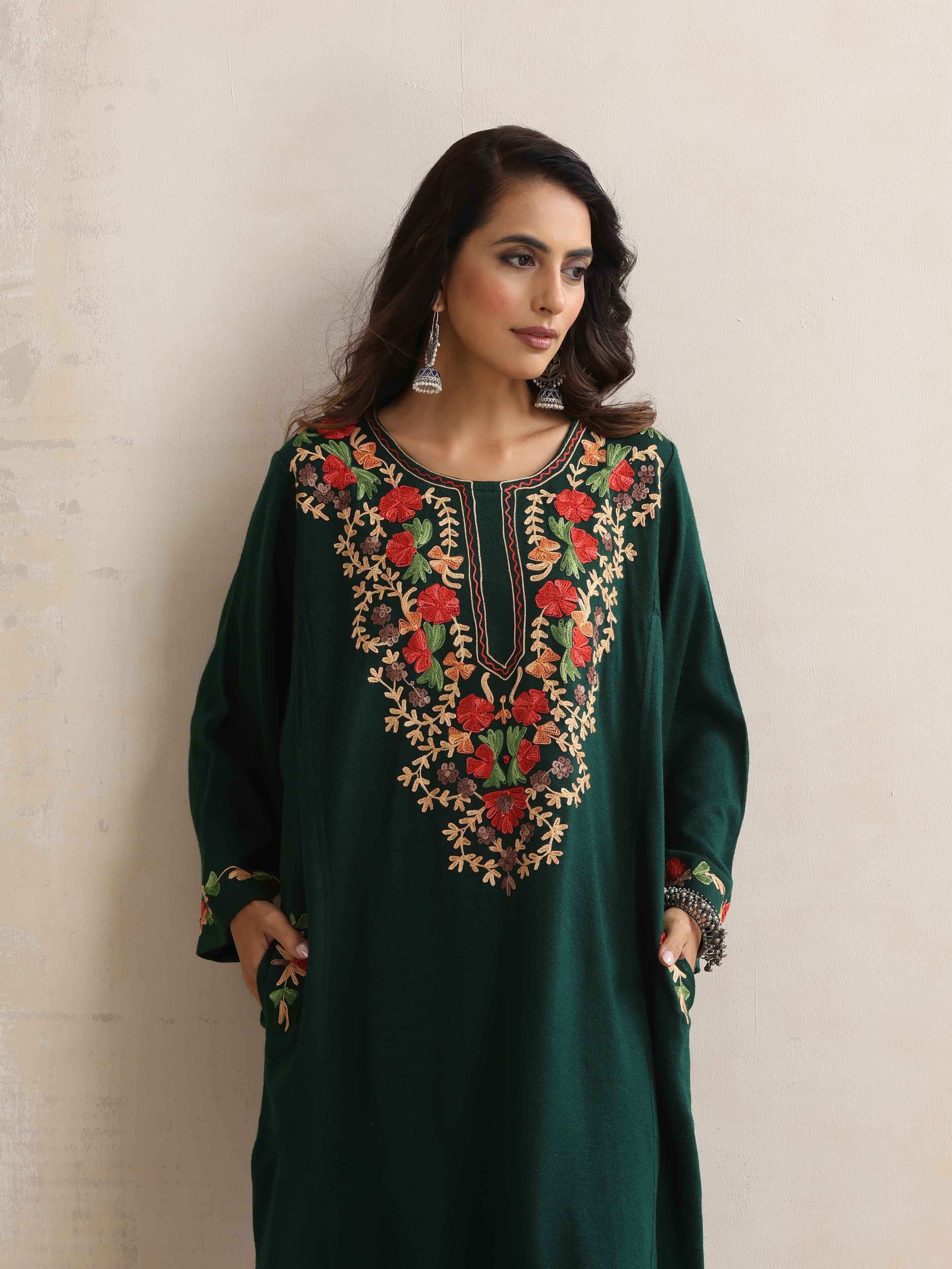 trueBrowns Green Kashmiri Floral Embroidered Woollen Phiran Kurta - Distacart