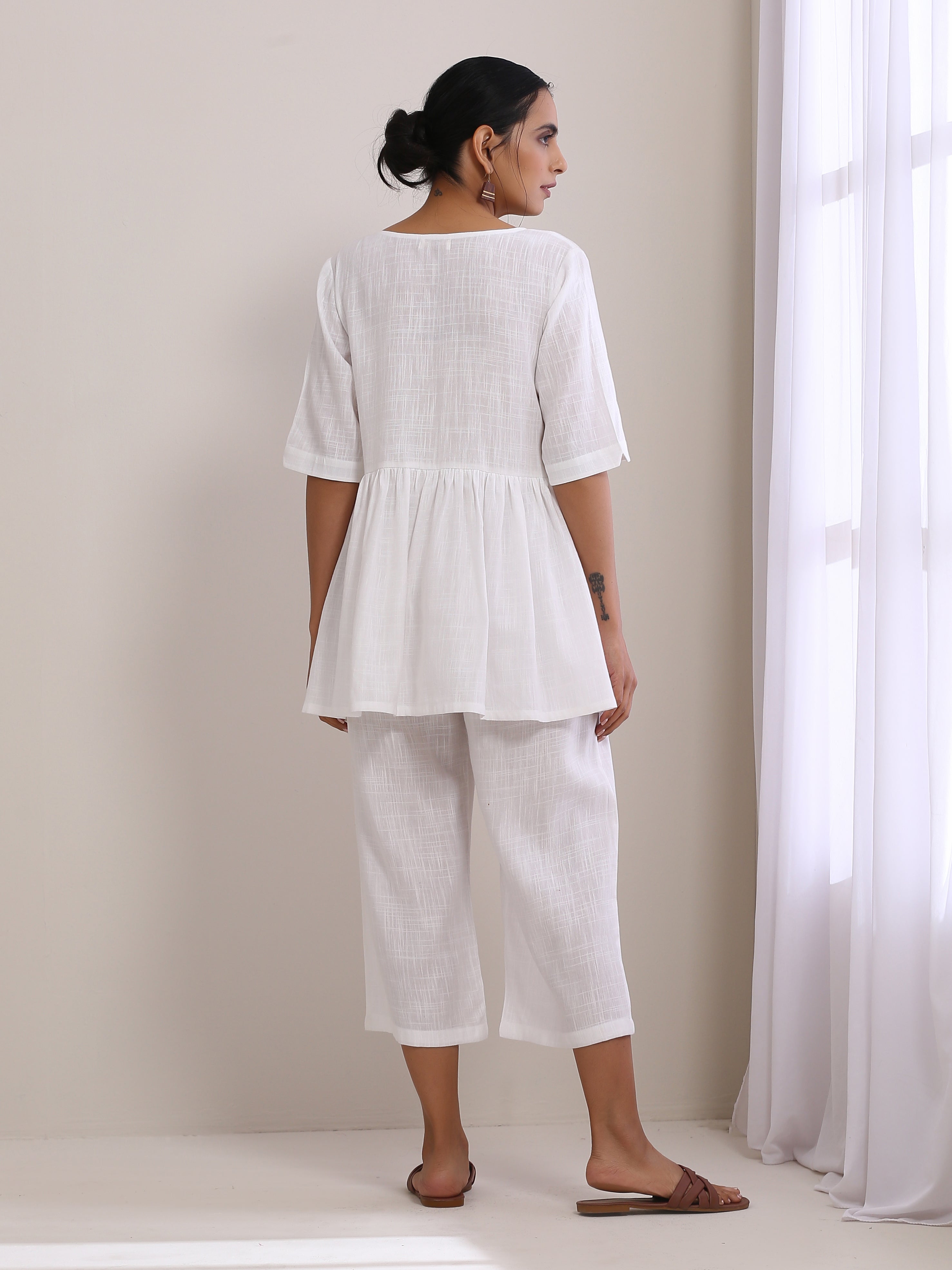 trueBrowns White Slub Texture Short Angrakha Co-Ord Set - Distacart