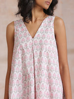 Thumbnail for trueBrowns Pink Green Floral On White Block Print Cotton Sleeveless Flared Kurta Pant Set - Distacart