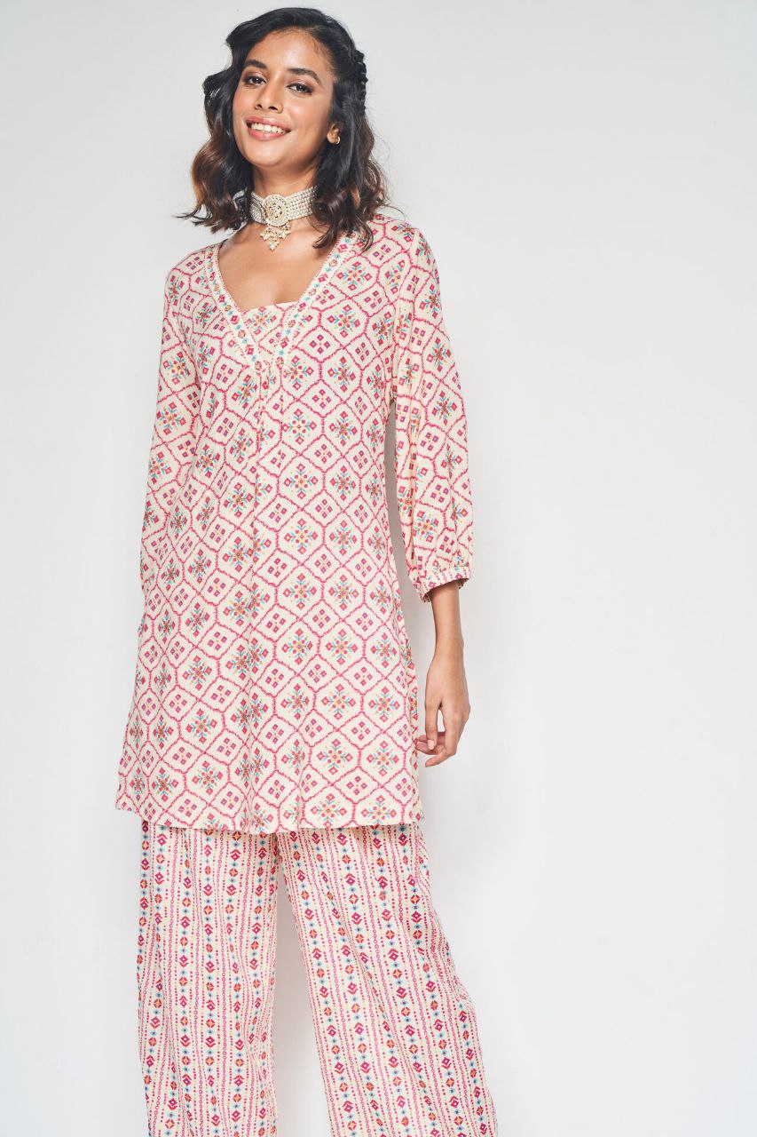 NOZ2TOZ Floral Printed Knee Length V Neck Co-ords Set - Distacart