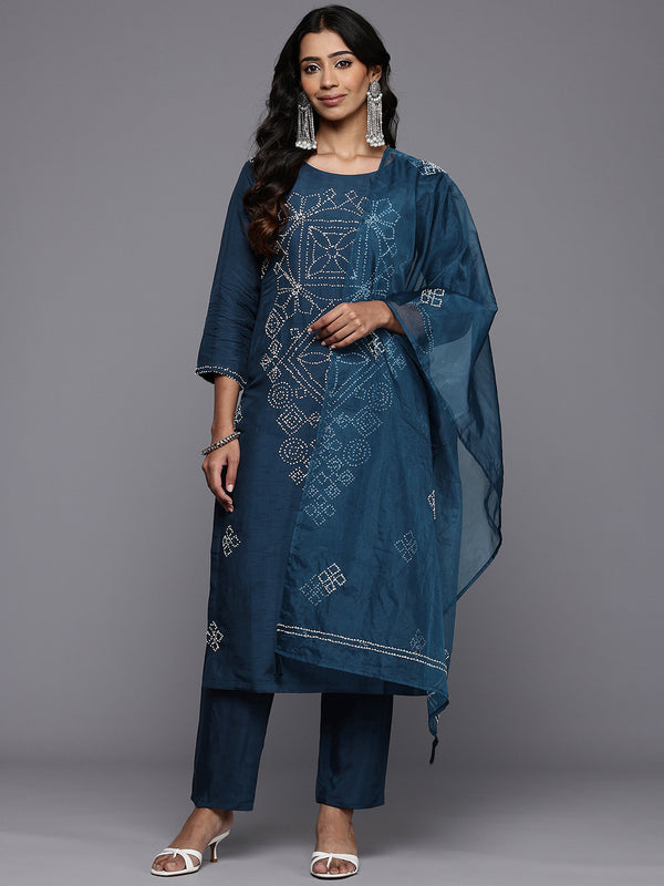 Varanga Women Navy Blue Hand Embroidered Straight Kurta With Trousers And Embroidered Dupatta - Distacart
