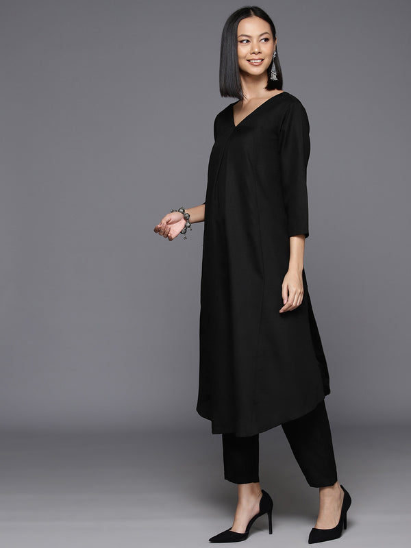 Varanga Women Black Solid A-Line Kurta Paired With Tonal Bottom - Distacart