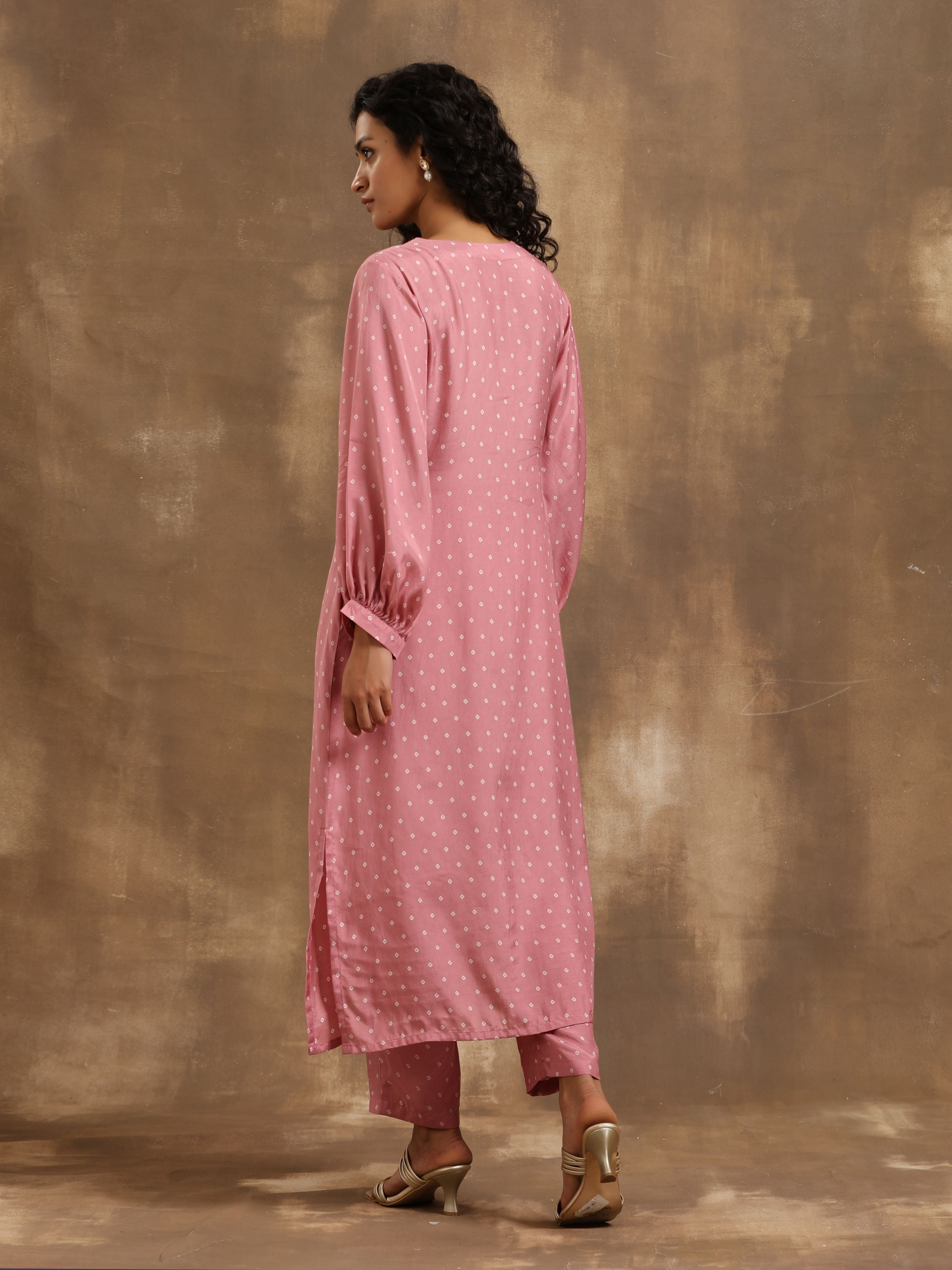 trueBrowns Light Mauve Bandhani Printed Silk Kurta Pant Set - Distacart